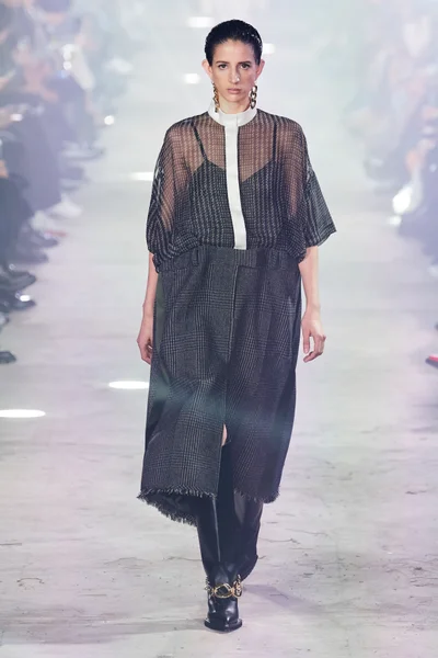 Look 20